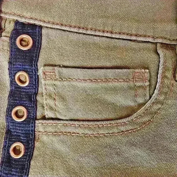 Express Olive Brown Mid Rise Shortie, Soft Stretch Denim, Size 2 - Picture 6 of 8